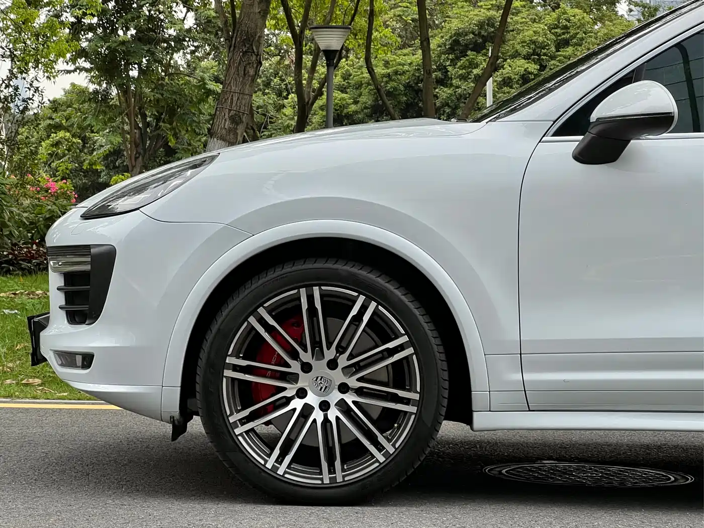 Porsche Cayenne 2015 Cayenne GTS 3.6T фото 15