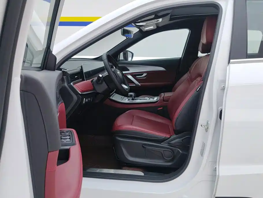 Jetour X70 PLUS 2025 2025 Champion Edition 1.5T DCT Champion PRO 5-seater