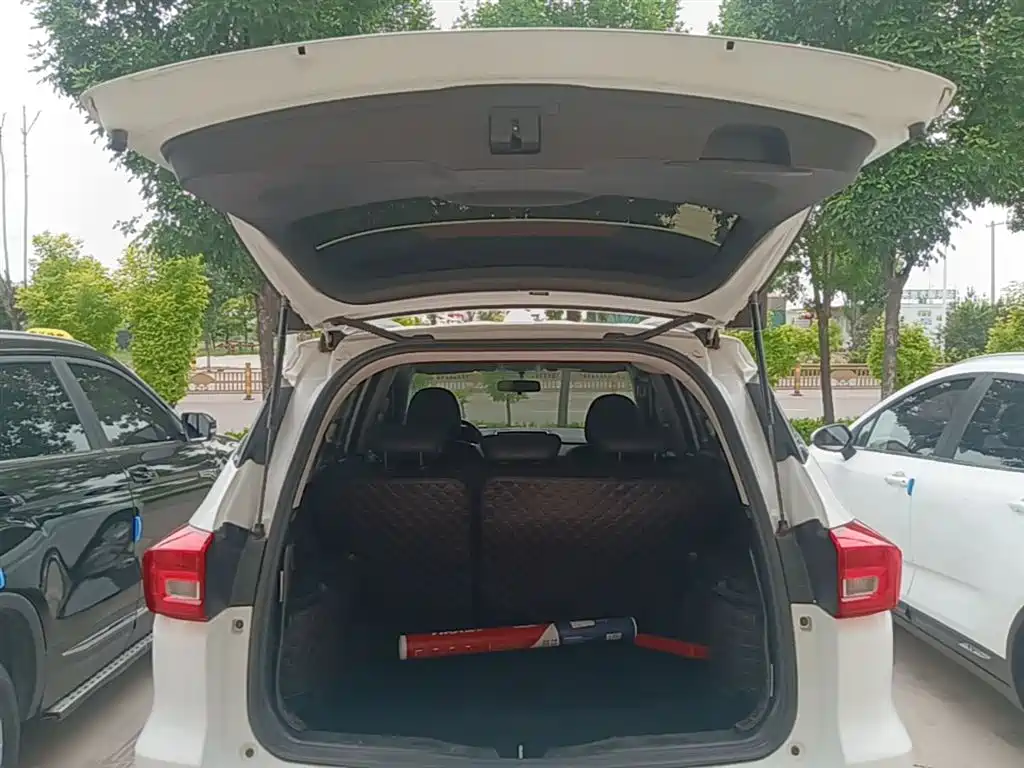 Haval M6 2018 Facelift 1.5T DCT 2WD Elite Edition фото 19