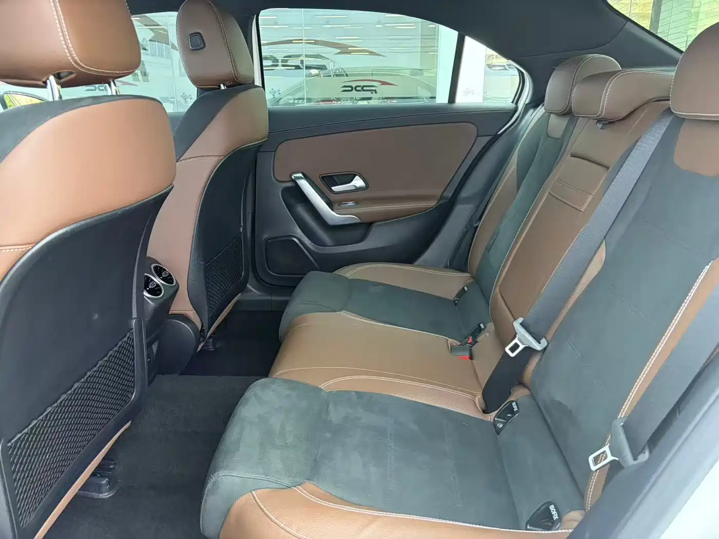 Mercedes-Benz A-Class 2021 A 200 L Sport Sedan Fashion Edition фото 12