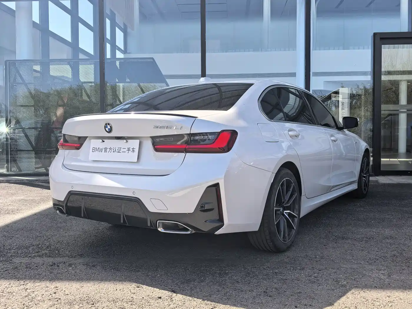 BMW 3 Series 2024 320Li M Sport Package фото 6