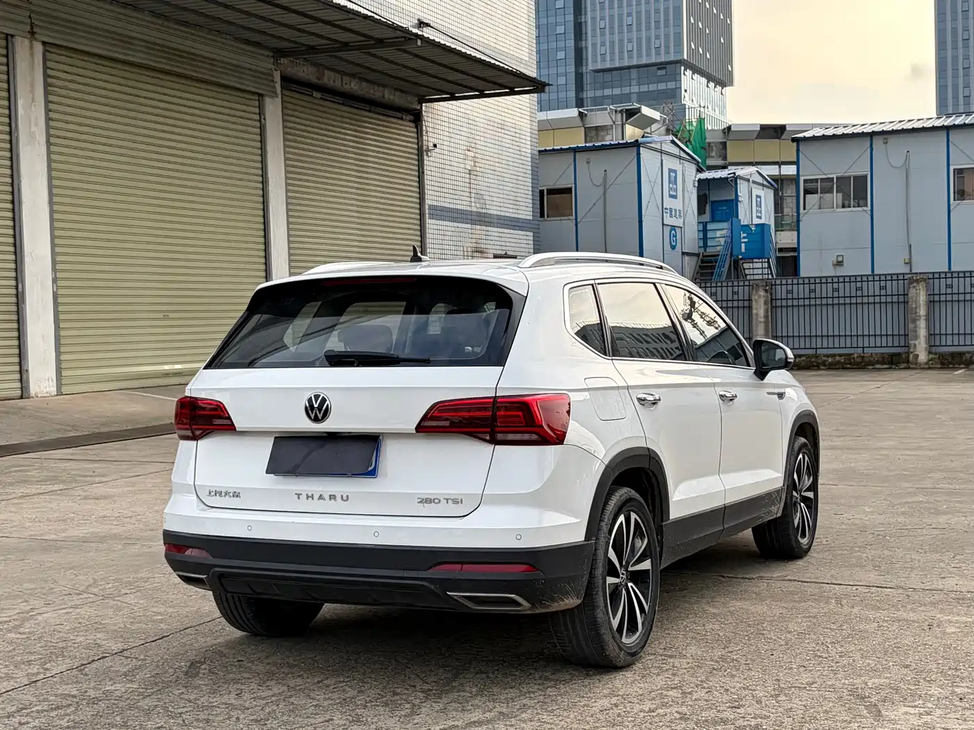 Volkswagen Tharu 2022 280TSI FWD Luxury Edition фото 7