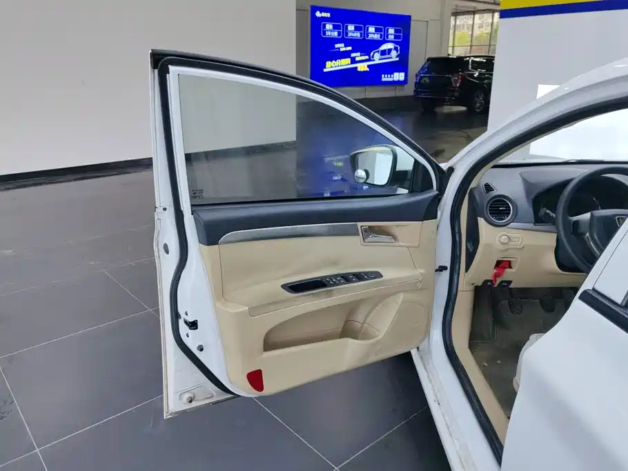 Roewe 350 2015 2014 1.5L Manual Swift Edition