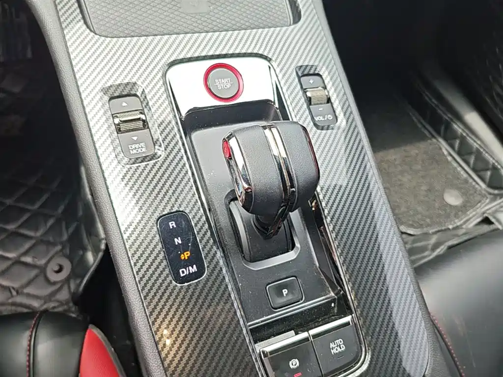GAC Trumpchi Trumpchi Emkoo 2021 270T DCT J16 Edition фото 14