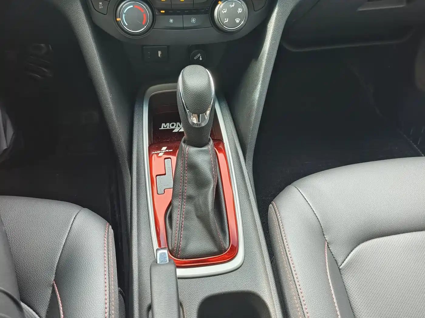 Chevrolet Monza 2022 Mild Hybrid RS 330T Automatic Comfort Edition фото 9