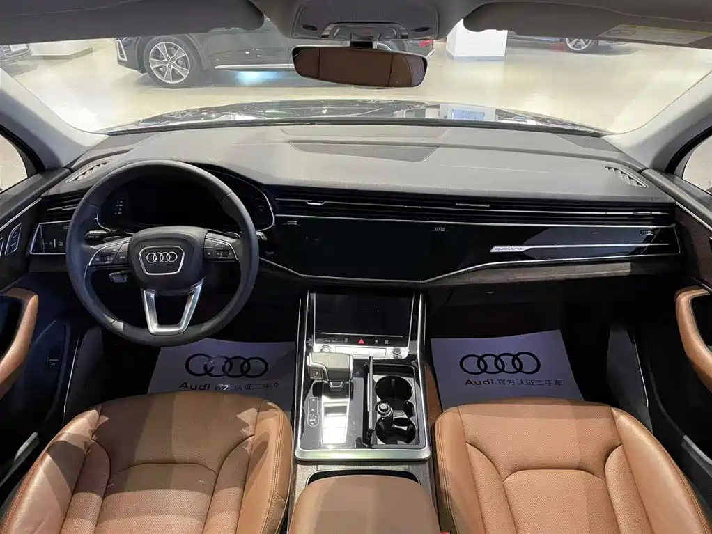Audi Q7 2022 55 TFSI quattro S line Sport фото 7