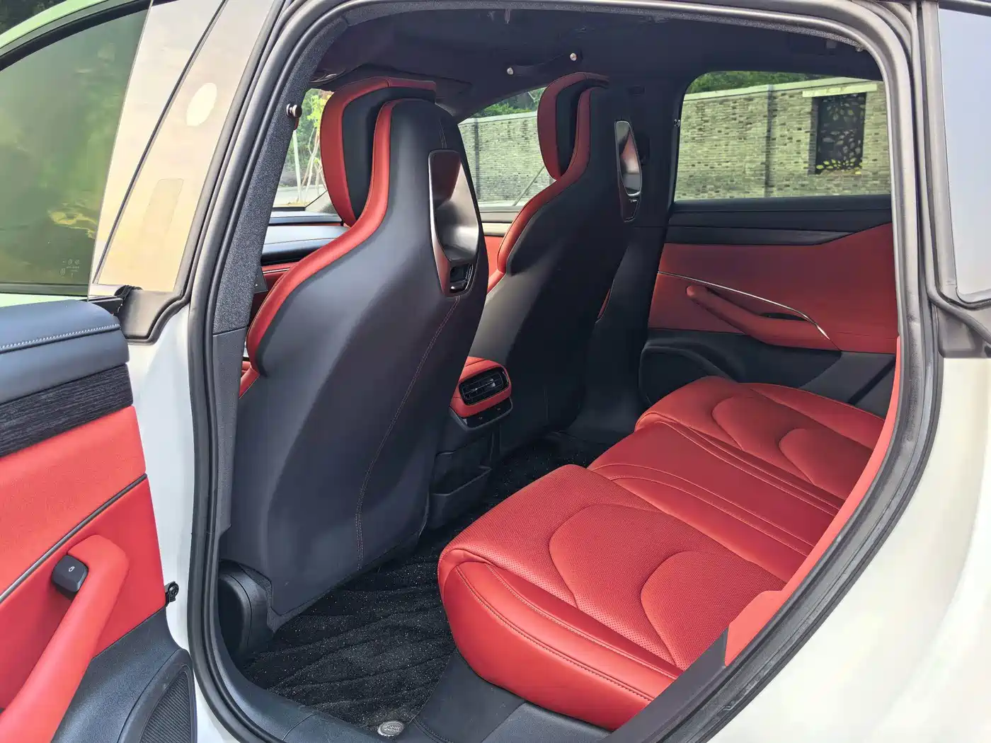 Xiaomi Auto Xiaomi SU7 2024 RWD Long Range Intelligent Driving Edition фото 12