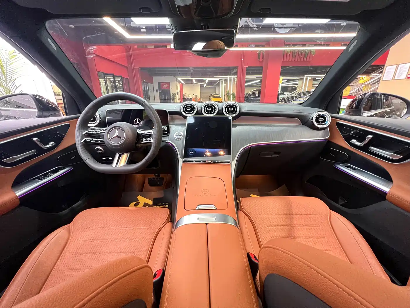 Mercedes-Benz GLC 2026 2026 GLC 260 L 4MATIC Luxury Edition