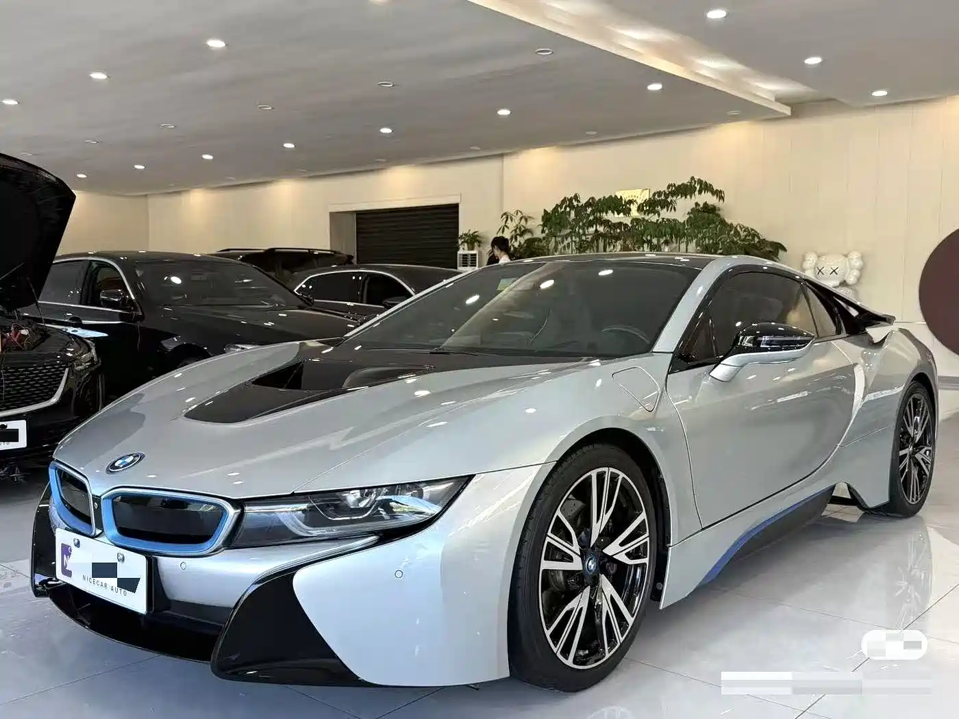 BMW i8 2014 Standard