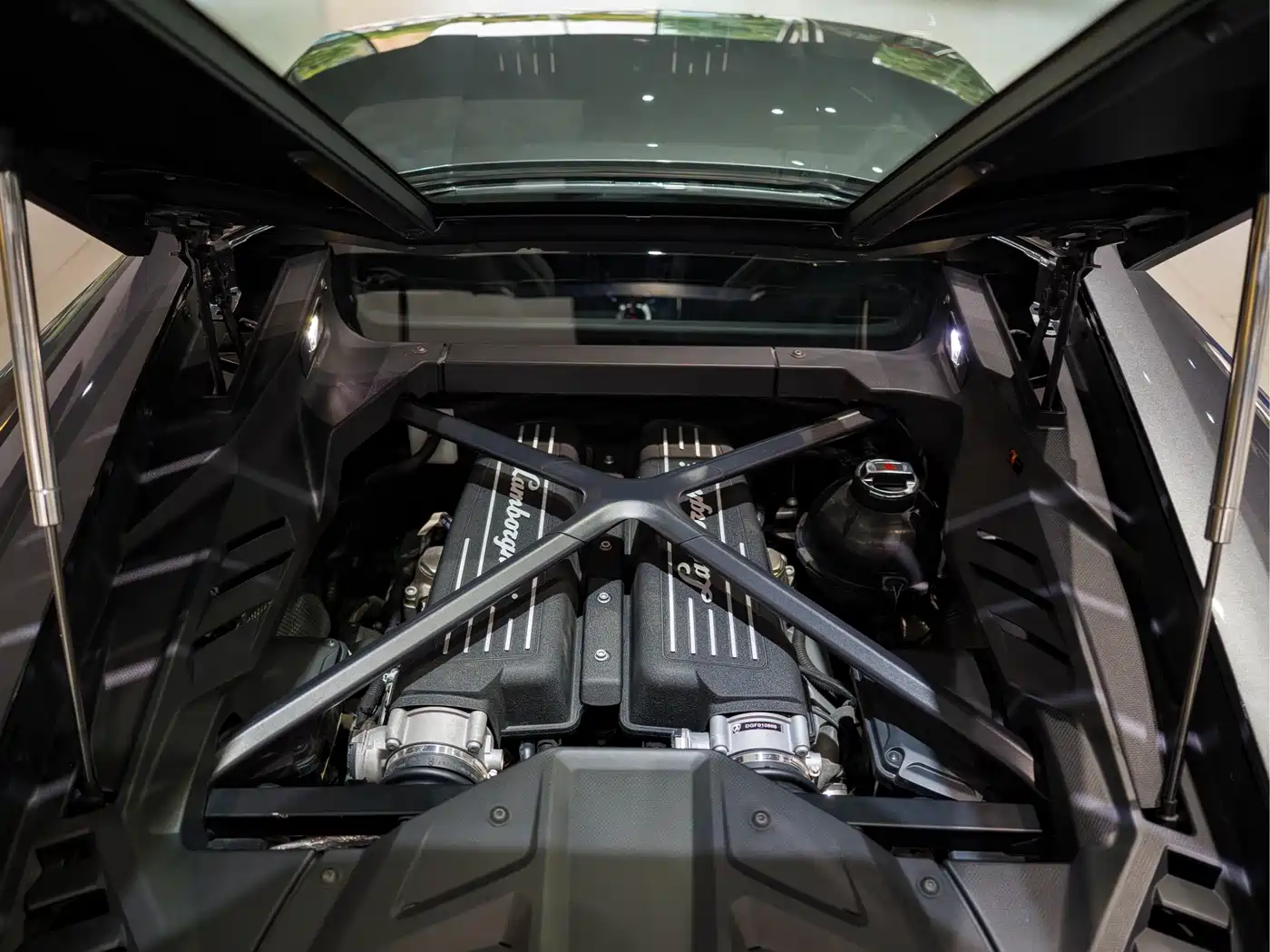 LAMBORGHINI HURACÁN