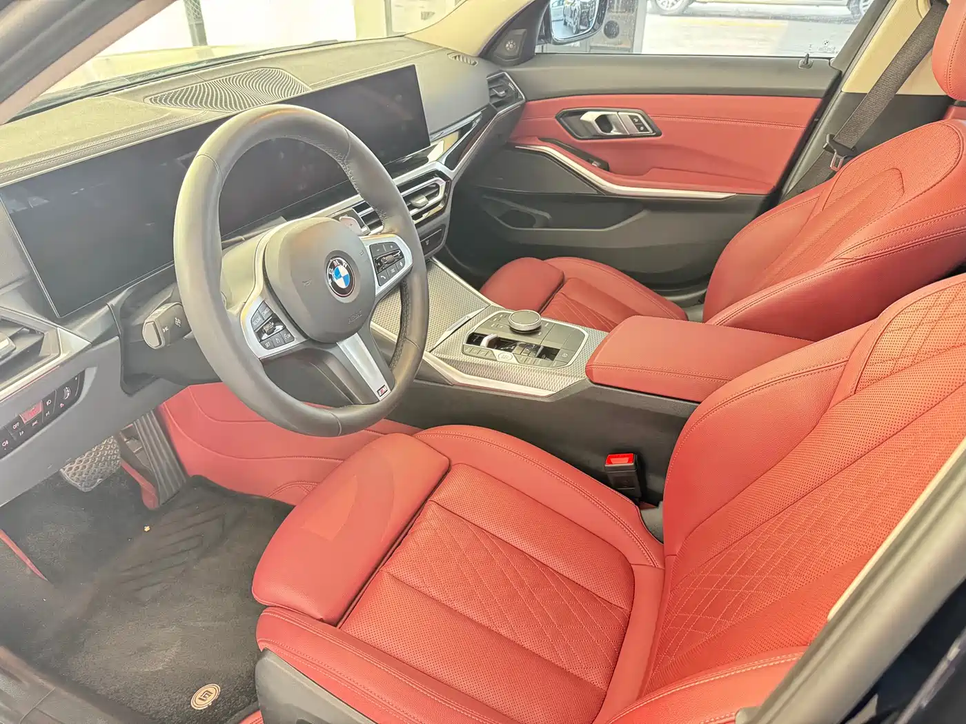 BMW 3 Series 2024 325Li M Sport Shadowline Package фото 5