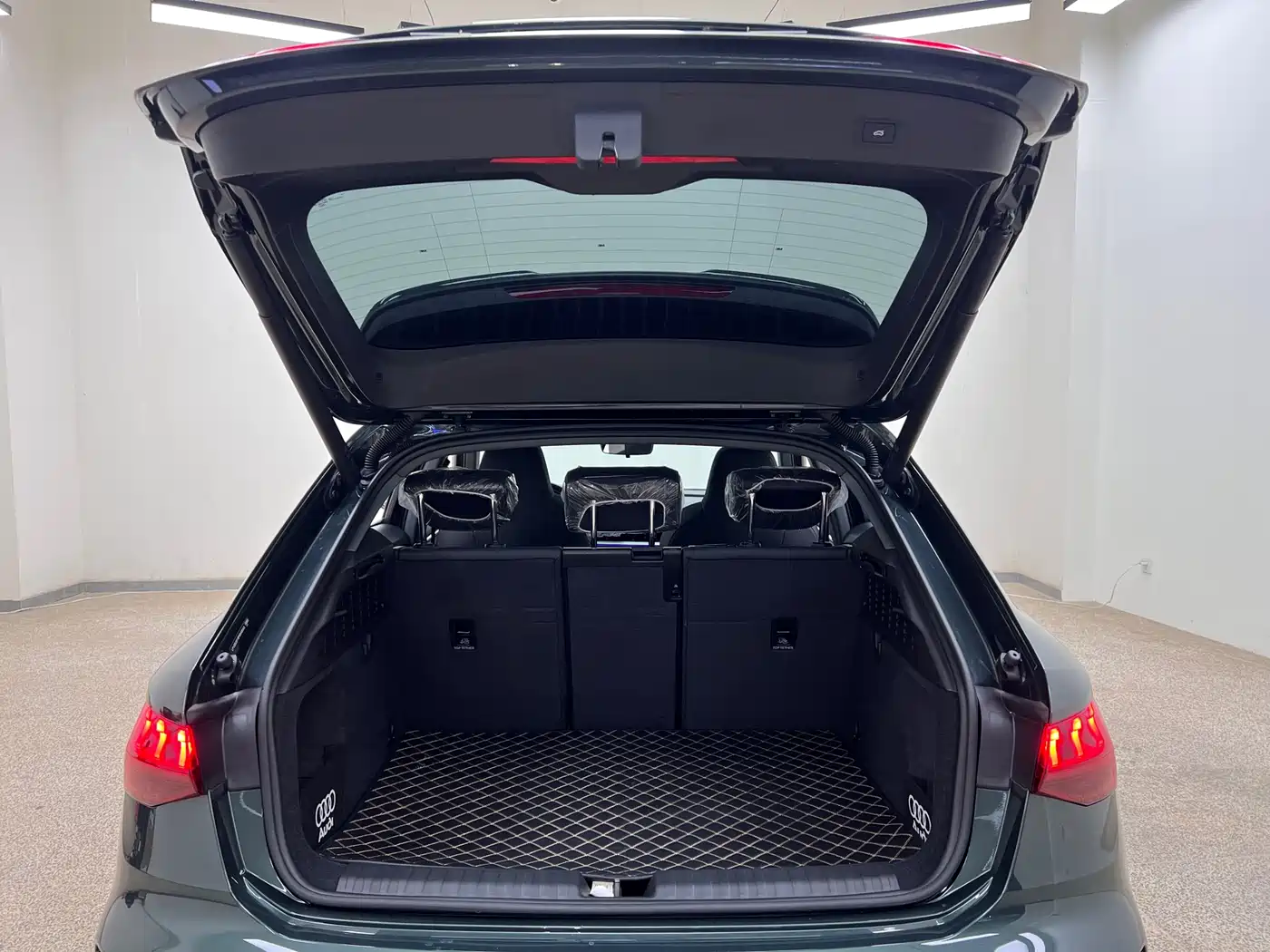 Audi A3 2023 Sportback 35 TFSI Fashion Sport фото 35