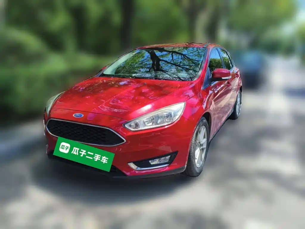 Фото 2 - Ford Focus