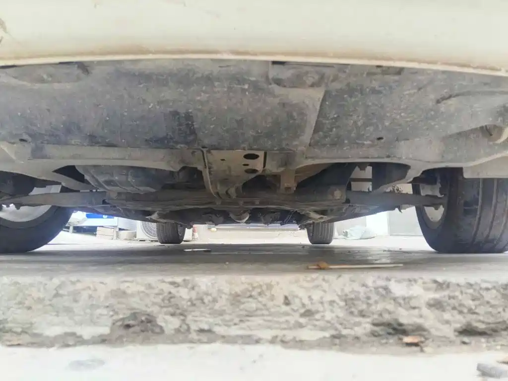 Photo 2 - Geely Emgrand
