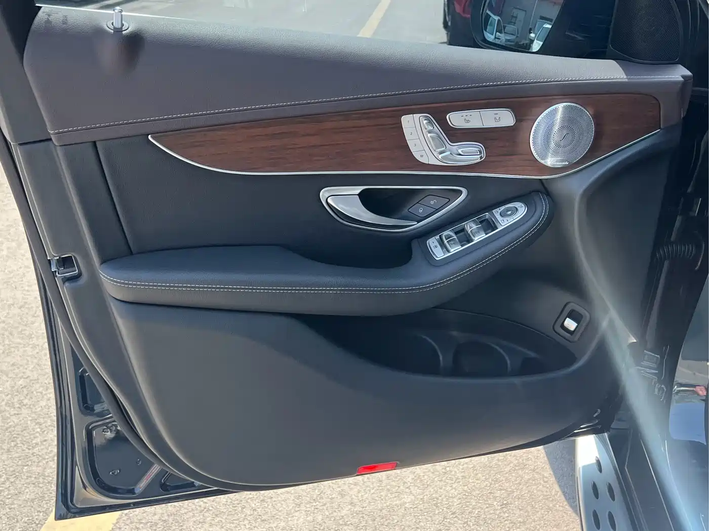 Mercedes-Benz GLC 2021 GLC 300 L 4MATIC Sporty фото 7