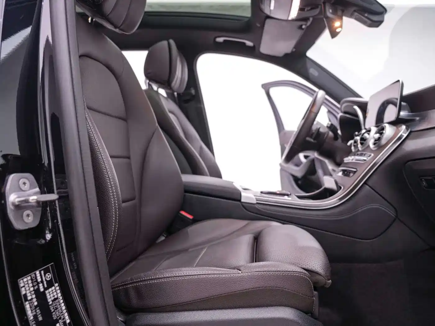 Mercedes-Benz GLC 2021 GLC 260 L 4MATIC Luxury фото 24