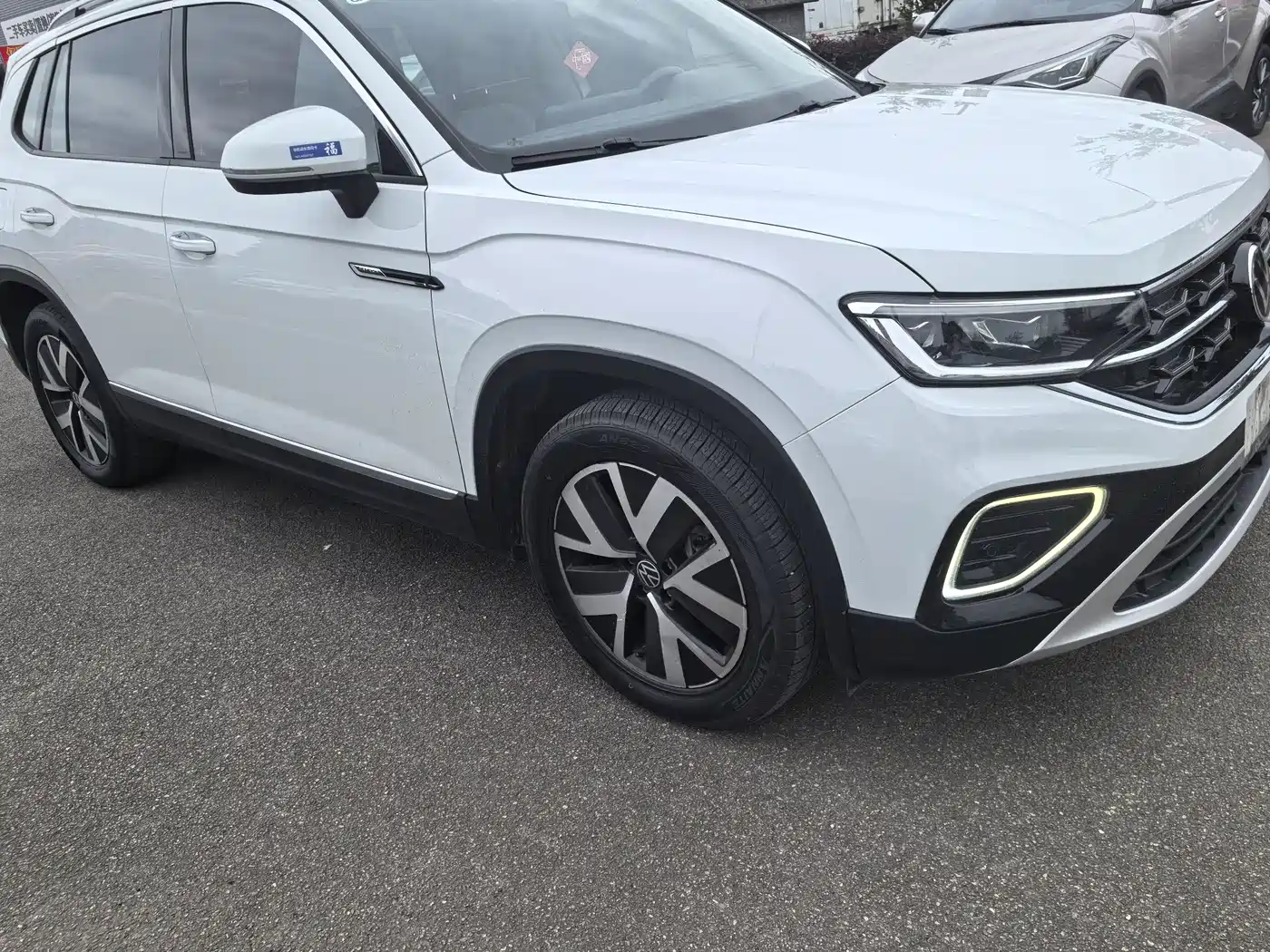 Volkswagen Tayron 2023 330TSI 2WD Luxury Plus Advanced Edition фото 3