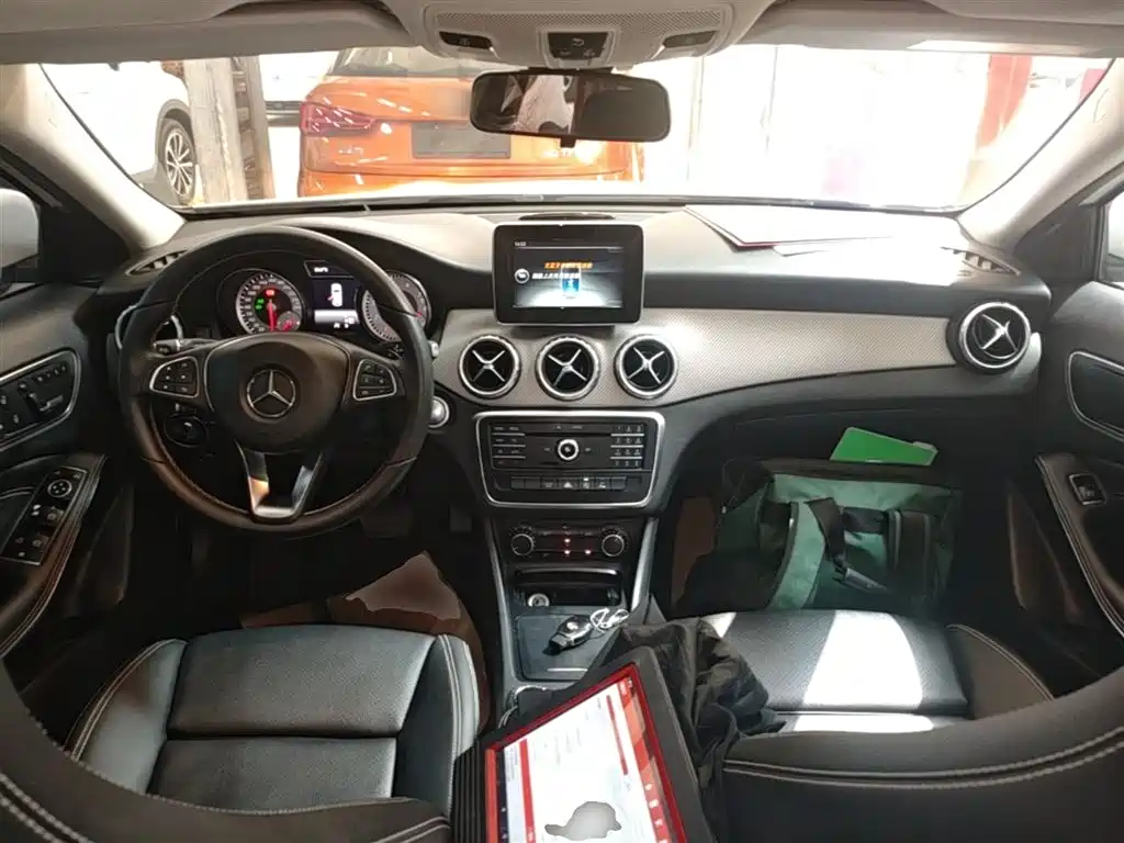 Mercedes-Benz GLA 2016 GLA 200 Dynamic фото 10