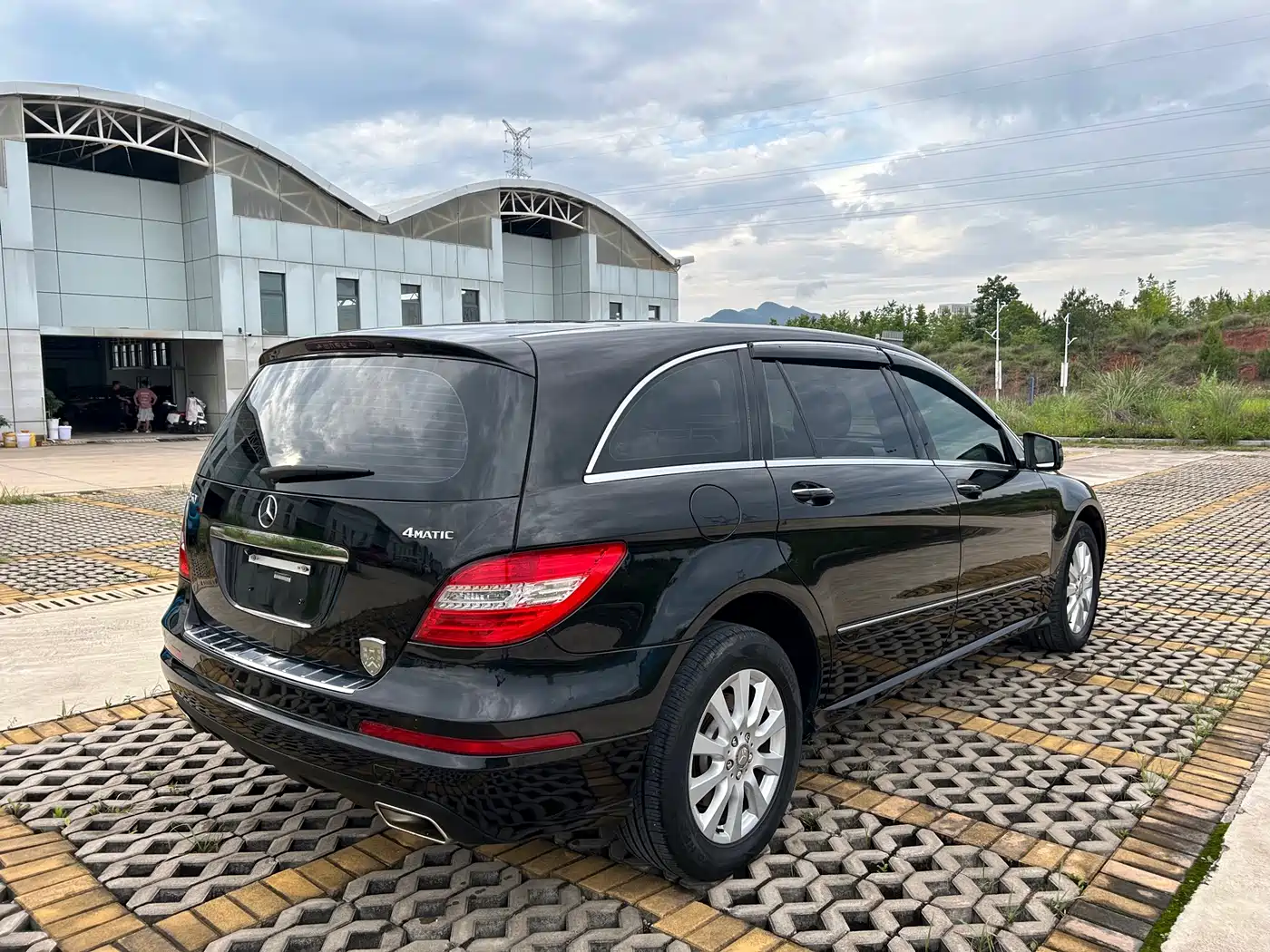Mercedes-Benz R-Class 2011 R 350 L 4MATIC фото 6