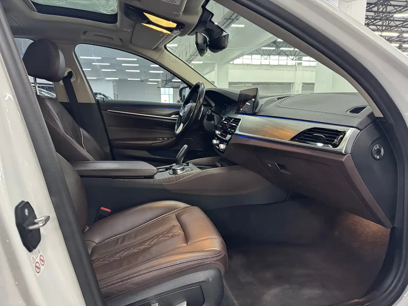 BMW 5 Series 2019 530Li Premium Luxury Package фото 5
