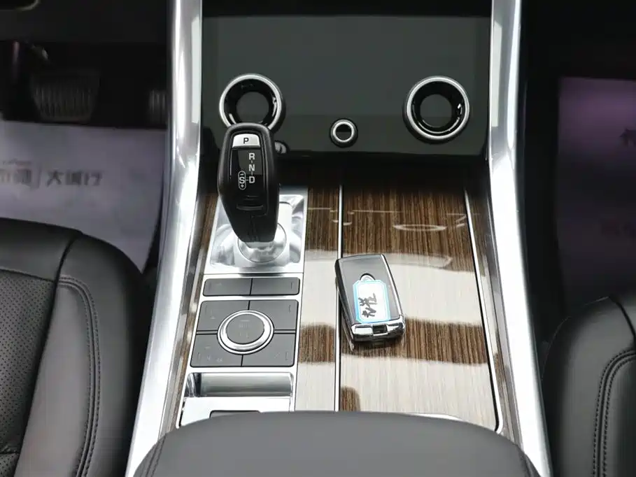 LAND ROVER RANGE ROVER SPORT NEW ENERGY