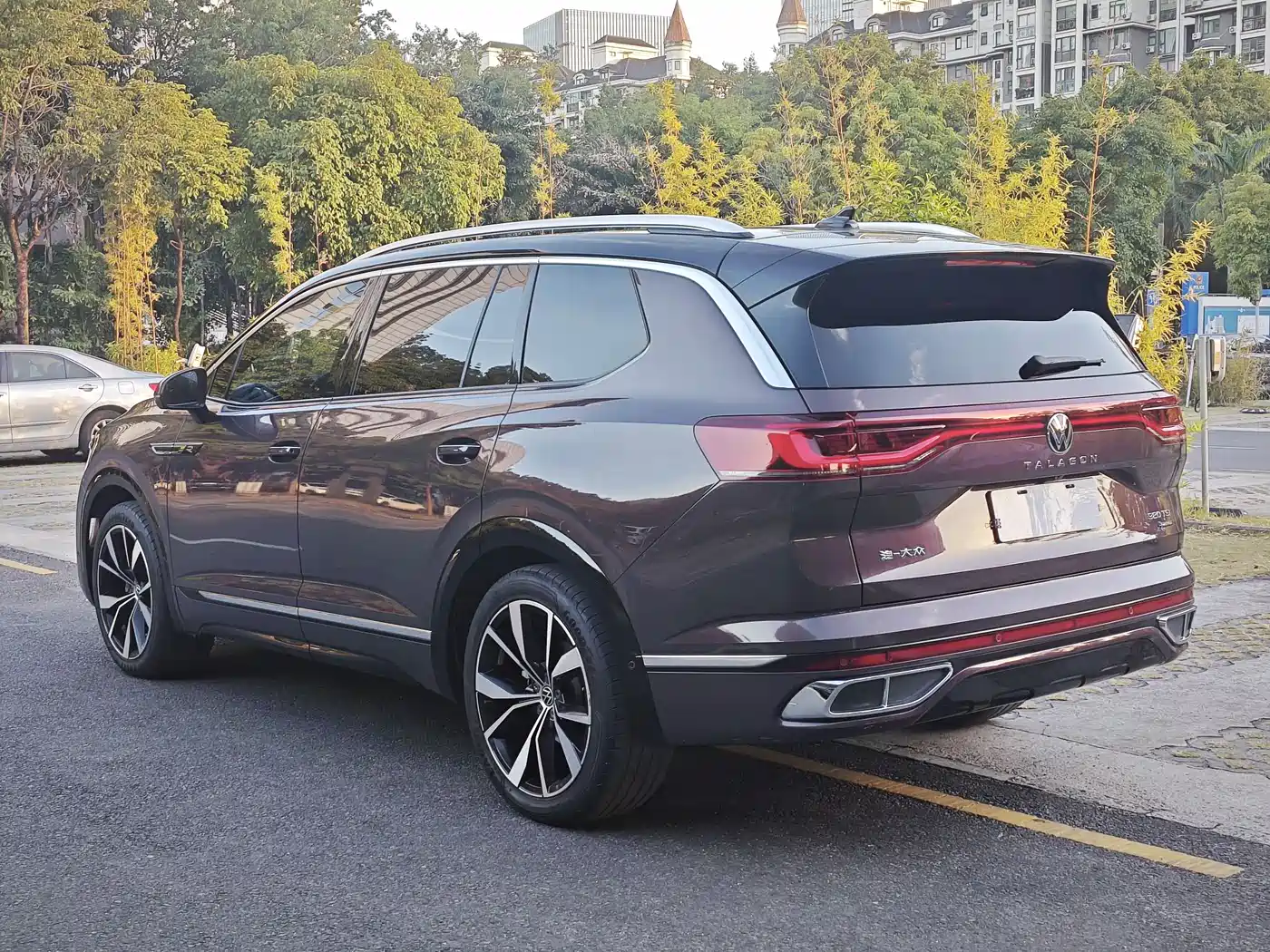 Volkswagen Talagon 2021 380TSI 4WD R-Line Explorer Edition фото 4