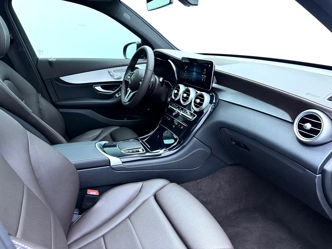 Mercedes-Benz GLC 2020 Facelift GLC 260 L 4MATIC Dynamic фото 14