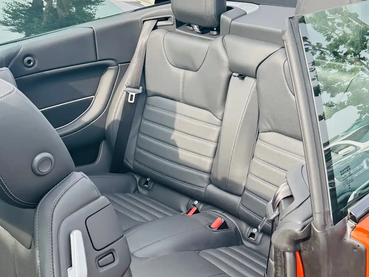 Land Rover Range Rover Evoque (Import) 2018 240PS HSE DYNAMIC Convertible фото 11