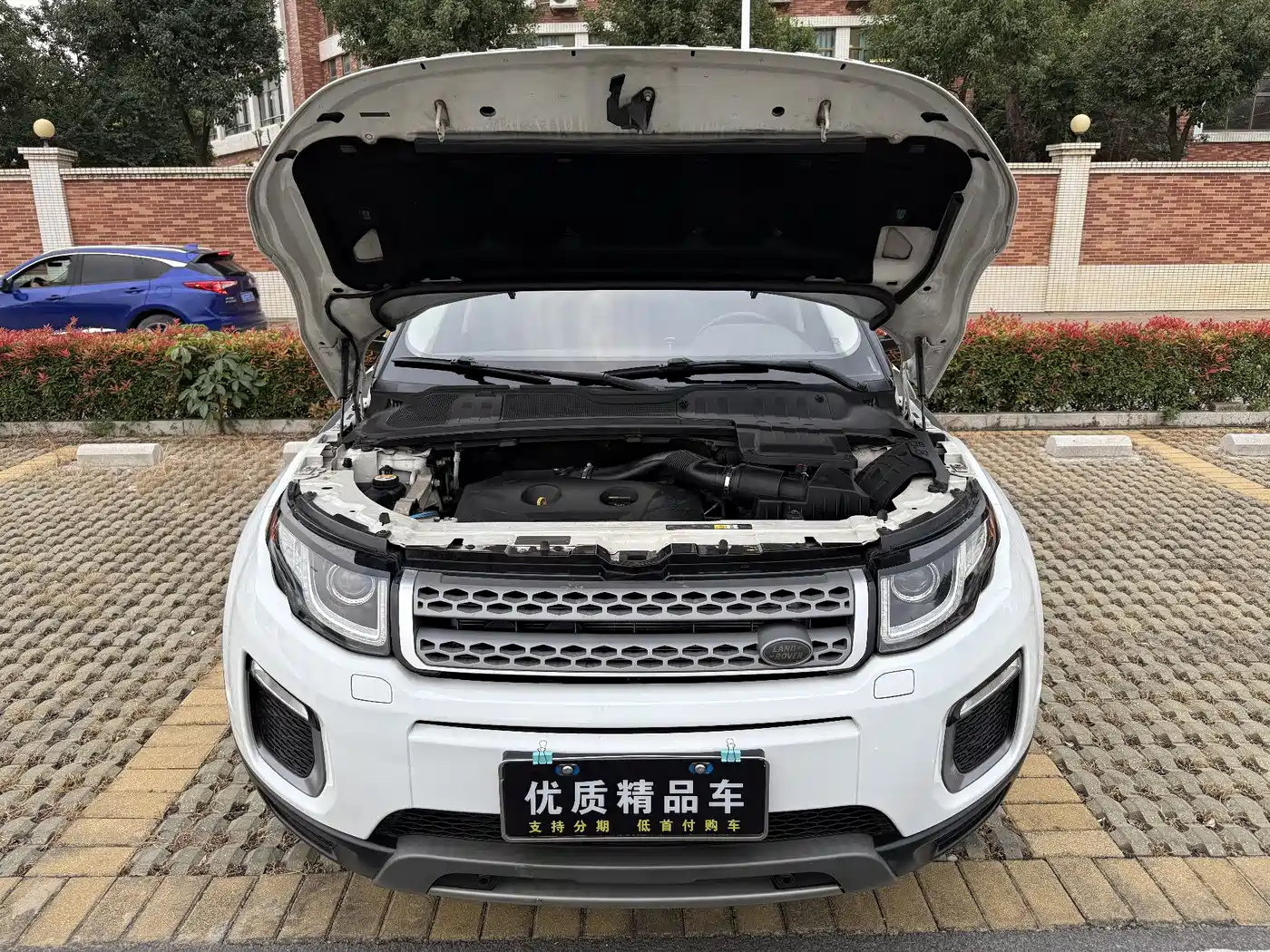 Land Rover Range Rover Evoque 2017 2.0T SE Smart Shine Edition фото 25