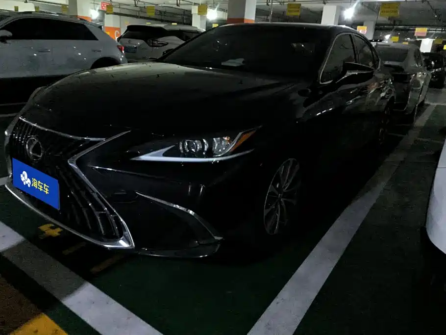 Lexus Lexus ES 2023 200 Excellence Edition