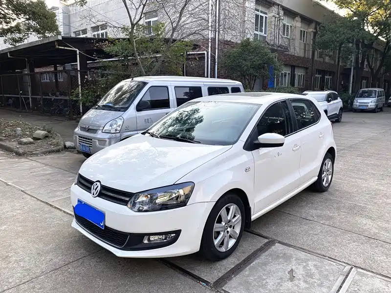Volkswagen Polo 2011 1.6L Automatic Cool Edition
