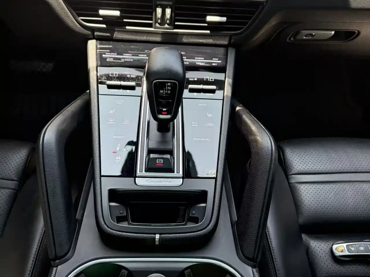 Porsche Cayenne 2018 Cayenne 3.0T фото 18