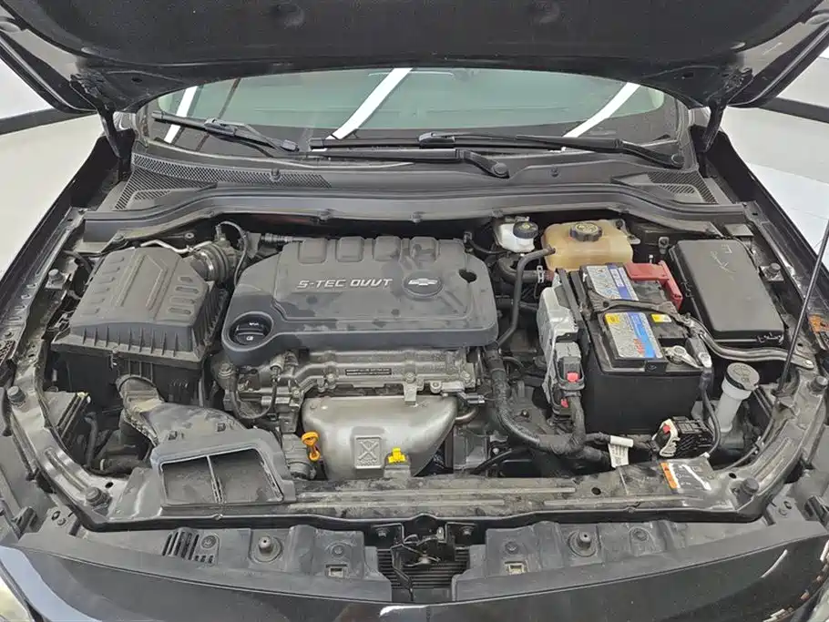 CHEVROLET CRUZE