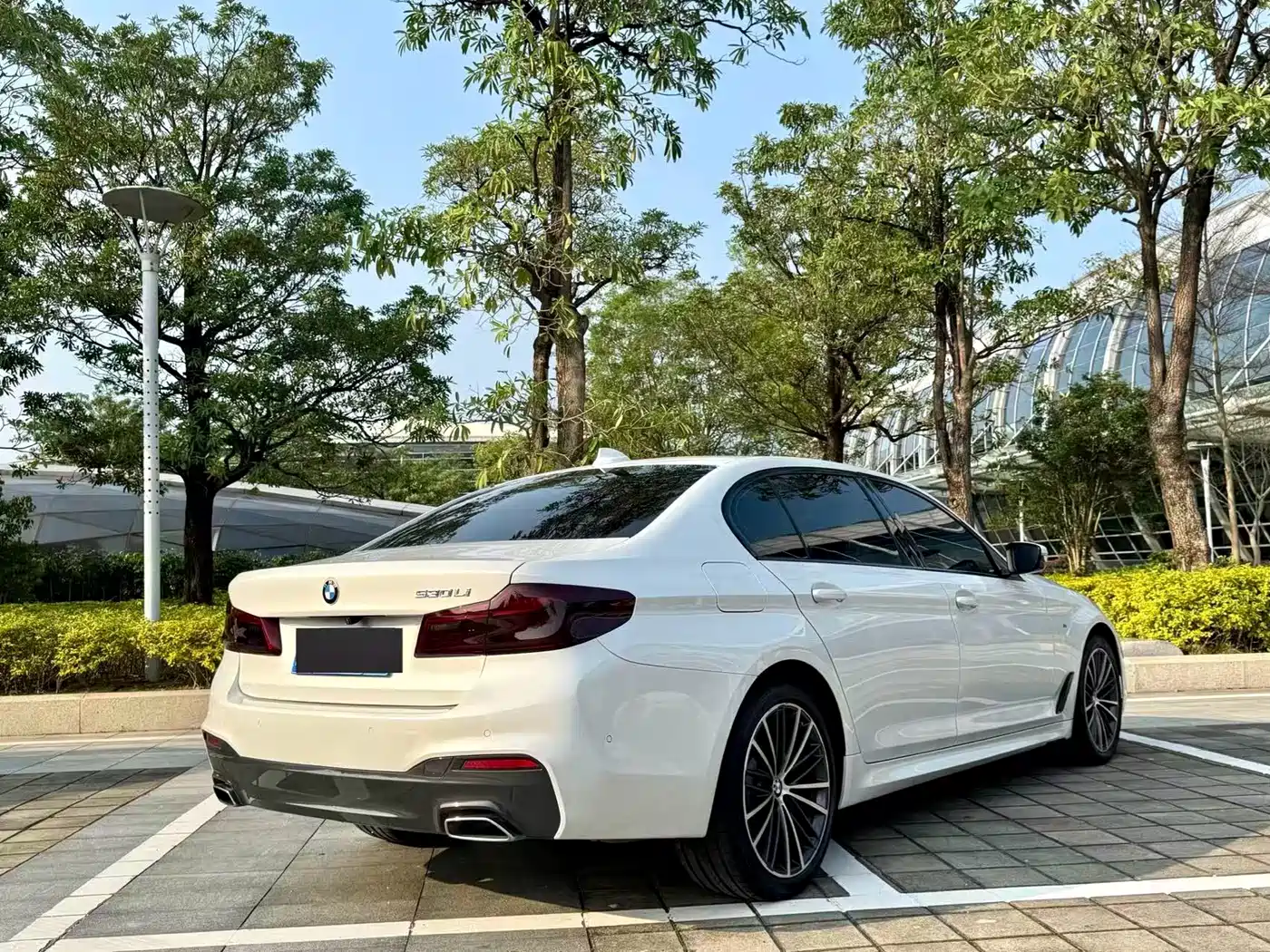 BMW 5 Series 2020 Model 530Li xDrive M Sport Package фото 7