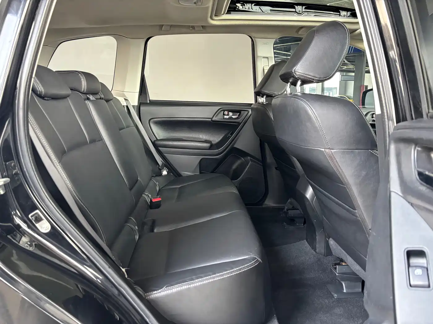 Subaru Forester 2013 2.5i Automatic Elite Edition фото 11