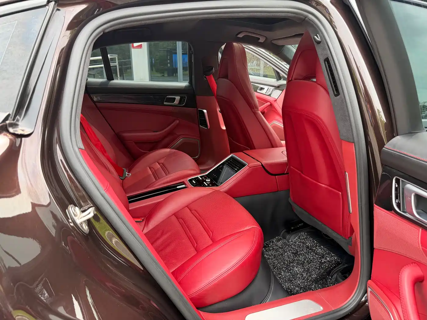 Porsche Panamera 2017 Panamera 3.0T фото 17