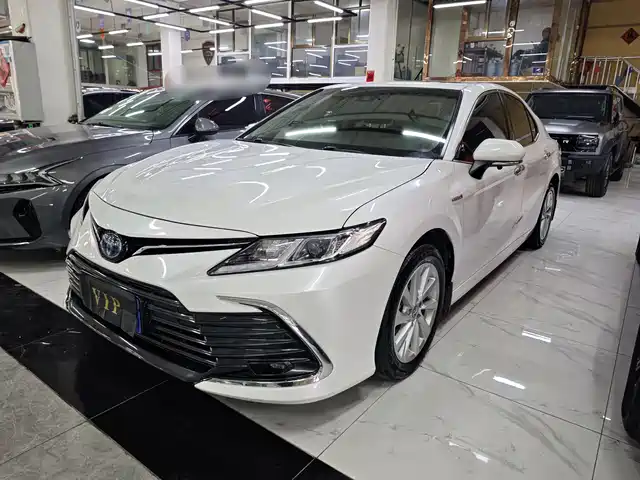 Toyota Camry 2021 Hybrid 2.5HGVP Leading Edition