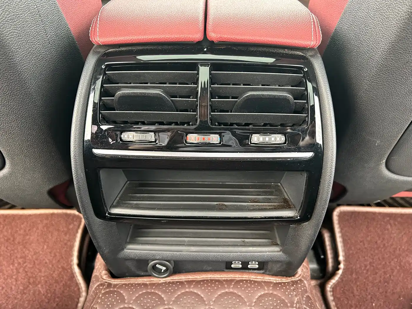 BMW 5 Series New Energy 2021 535Le M Sport Package фото 15