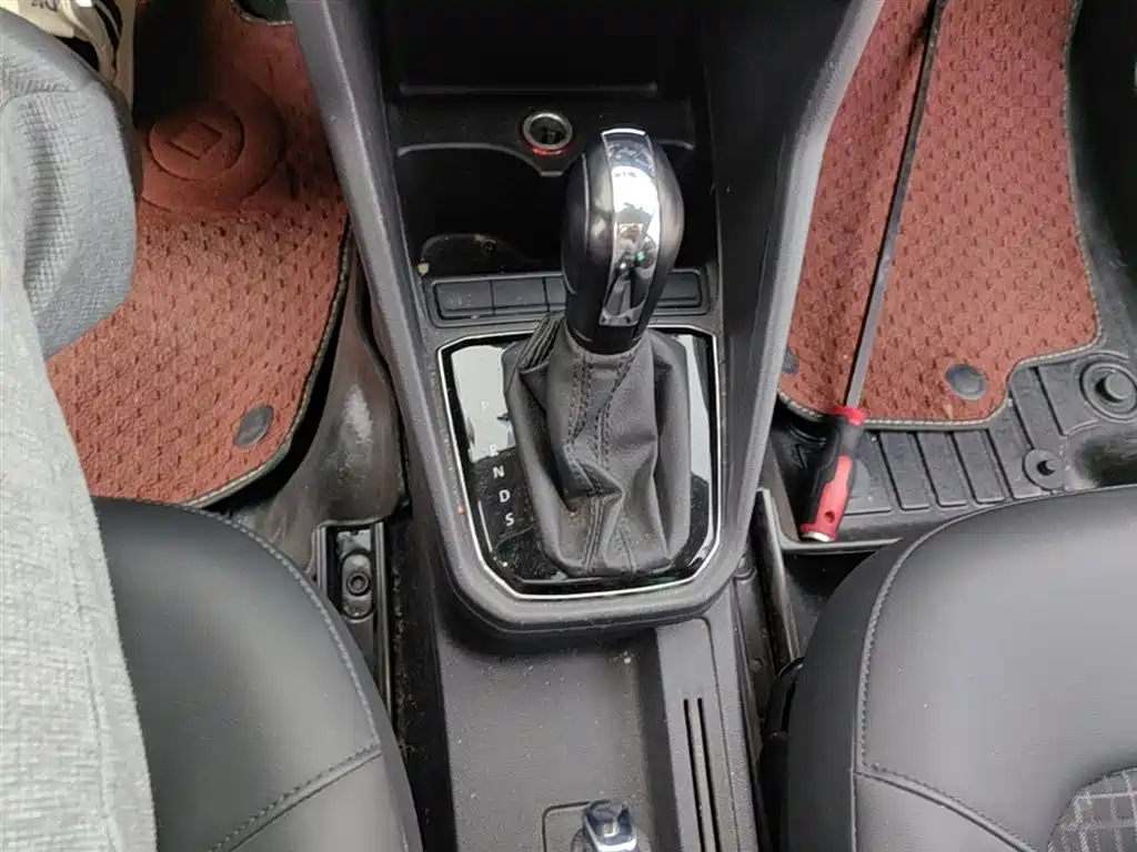 Volkswagen Jetta 2019 Dream Edition 1.5L Auto Comfort фото 14