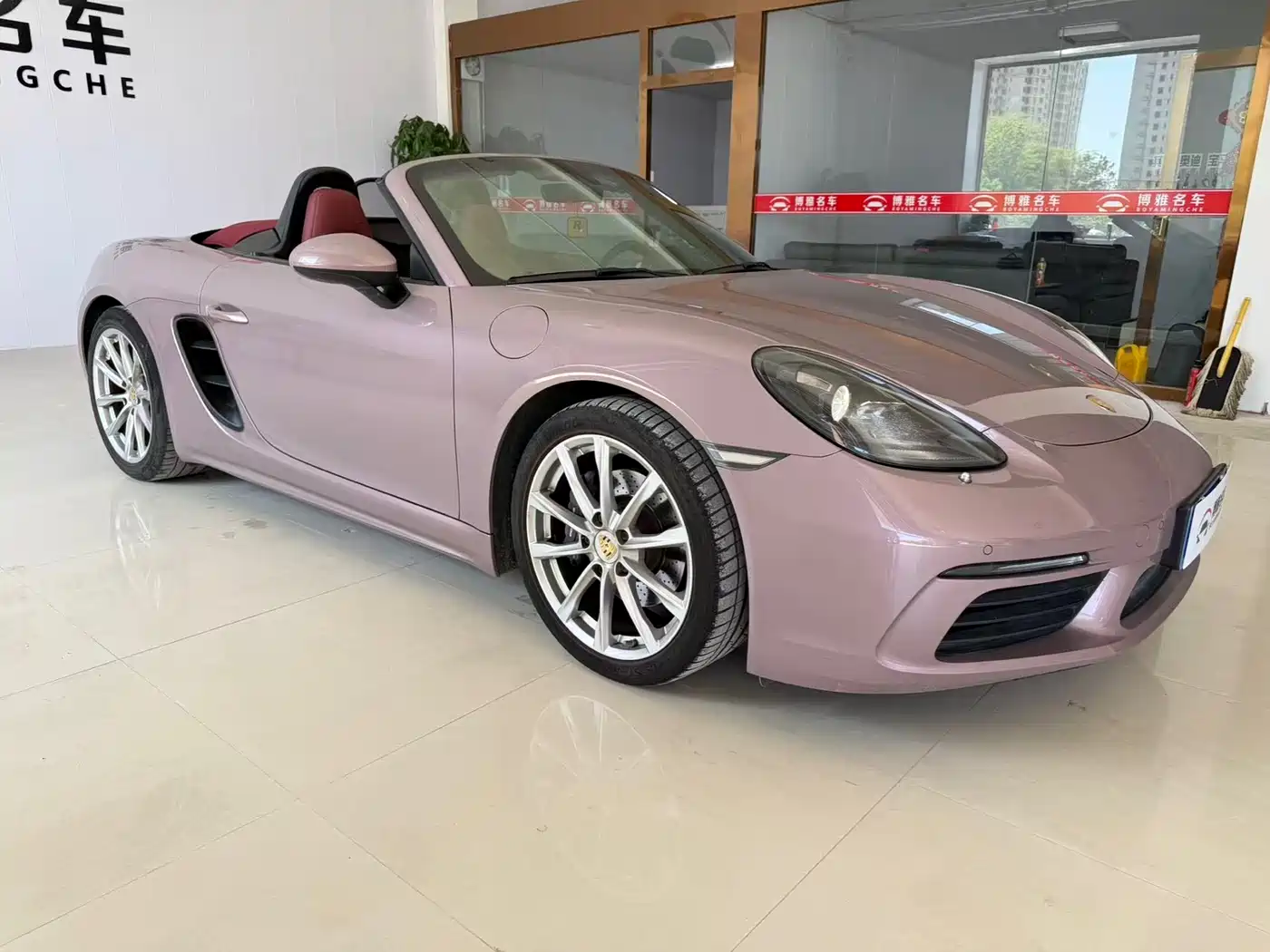 Porsche 718 2022 Boxster 2.0T фото 2
