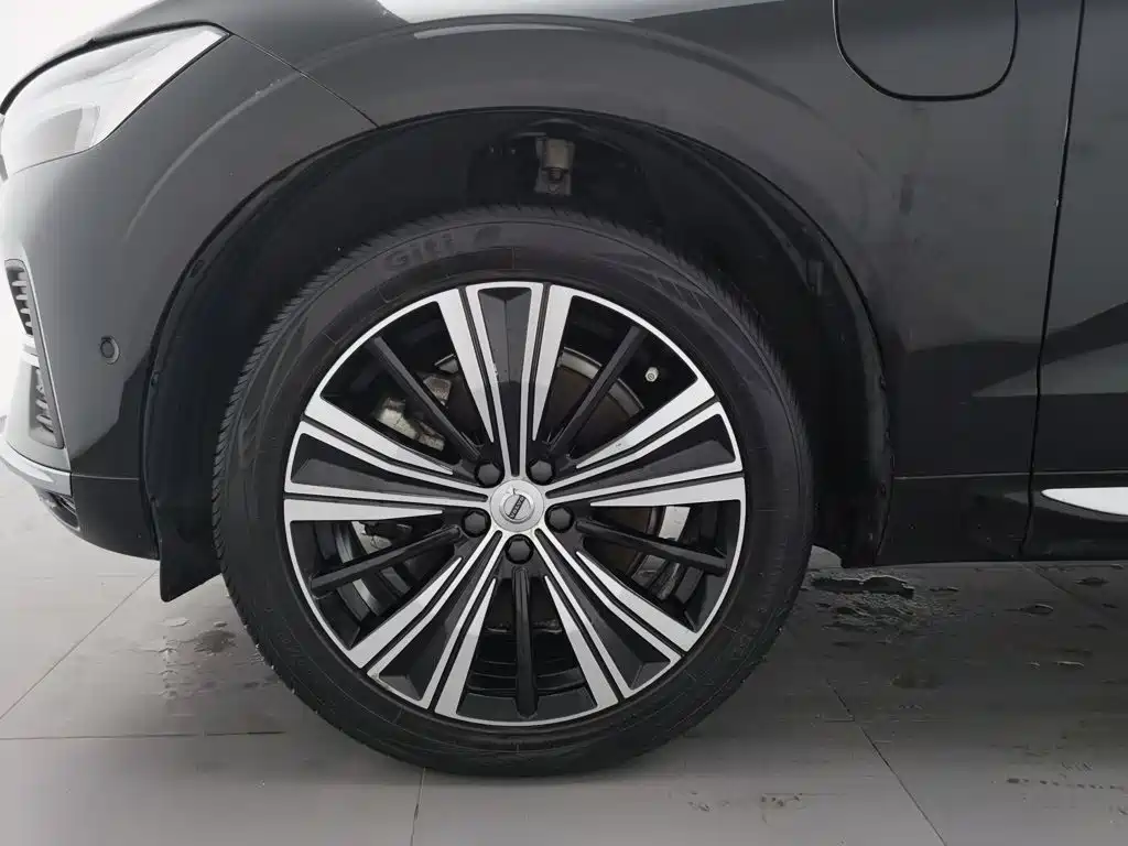 Photo 17 - Volvo XC60 Plug-in Hybrid