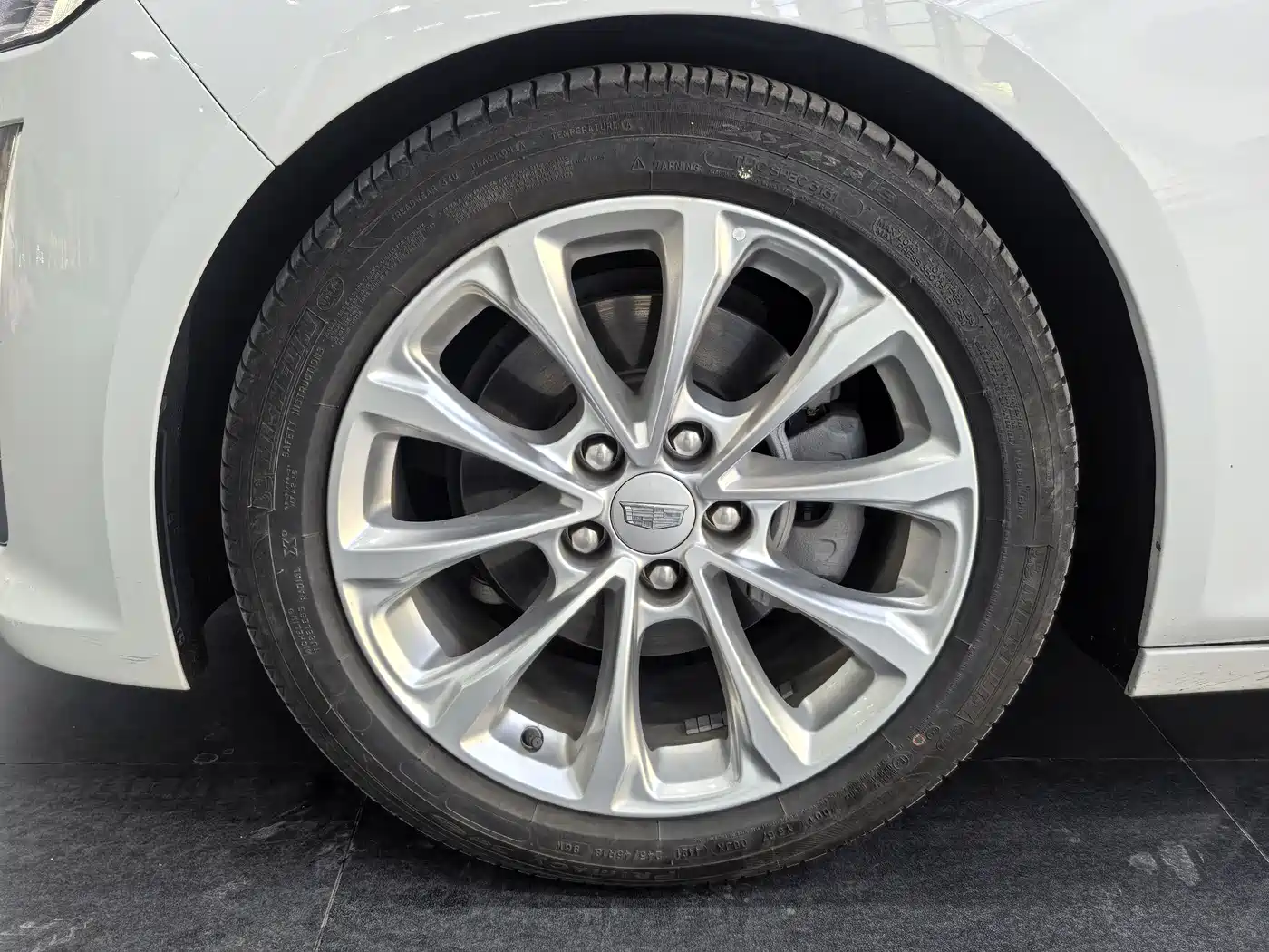Cadillac CT5 2022 28T Luxury (Standard) фото 4