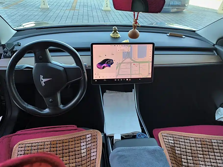 Tesla Model 3 (Import) 2019 2019 Long Range All-Wheel Drive Edition