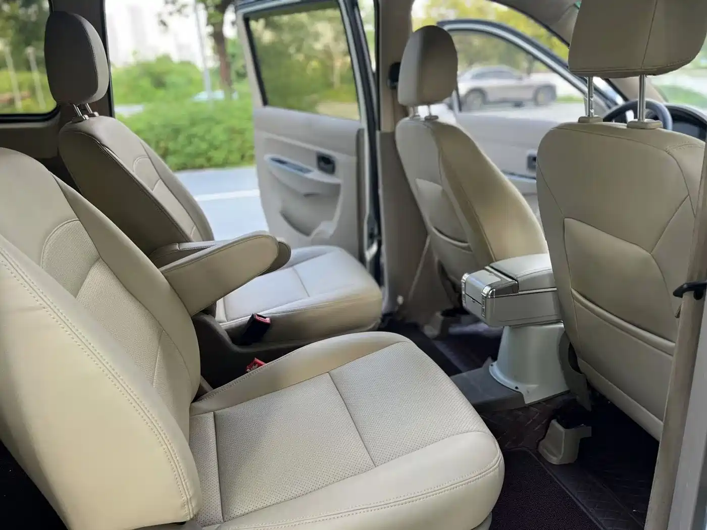 Wuling Motors Wuling Hongguang 2014 2014 1.5L S Luxury