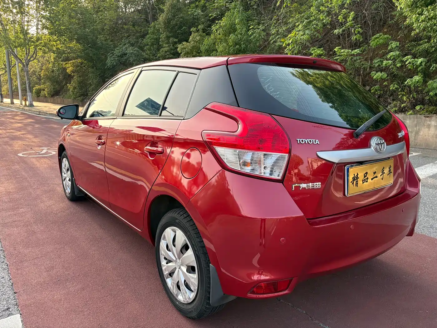 Toyota YARiS L Zhi Xuan 2015 1.5E Auto Charming Edition фото 5
