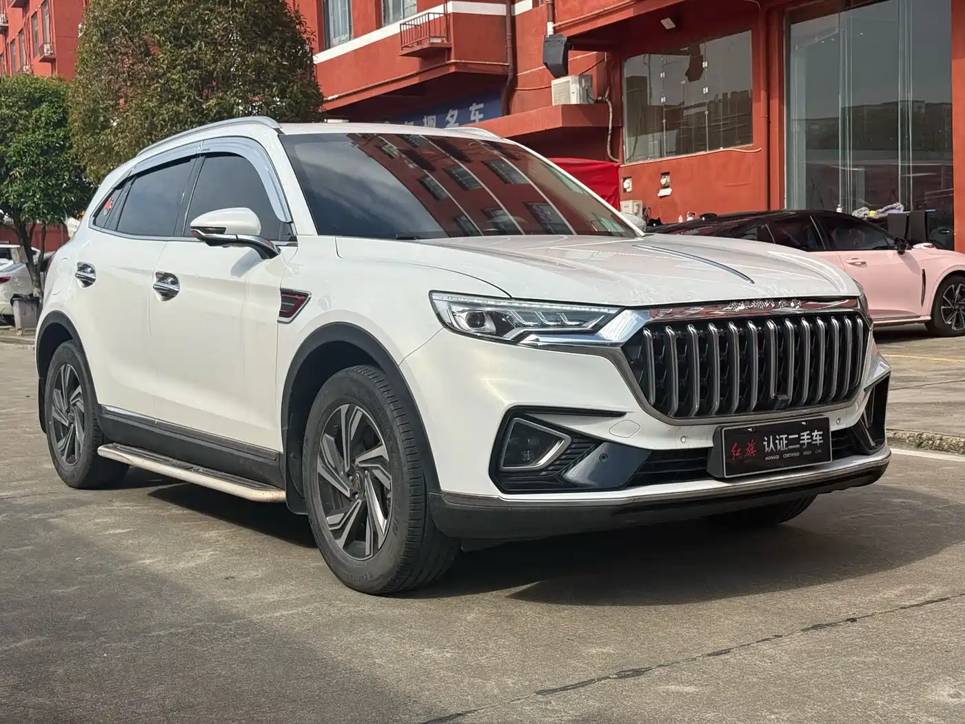 Hongqi HS5 2022 2.0T Smart Connect Premium Edition фото 3