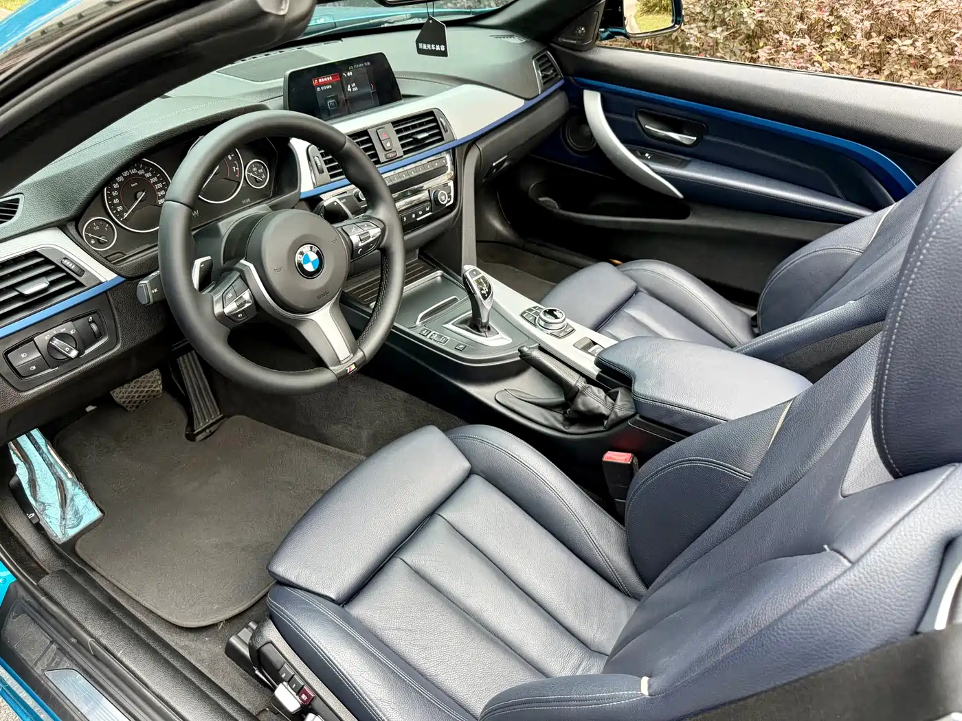 BMW 4 Series 2017 425i Convertible M Sport Package фото 7
