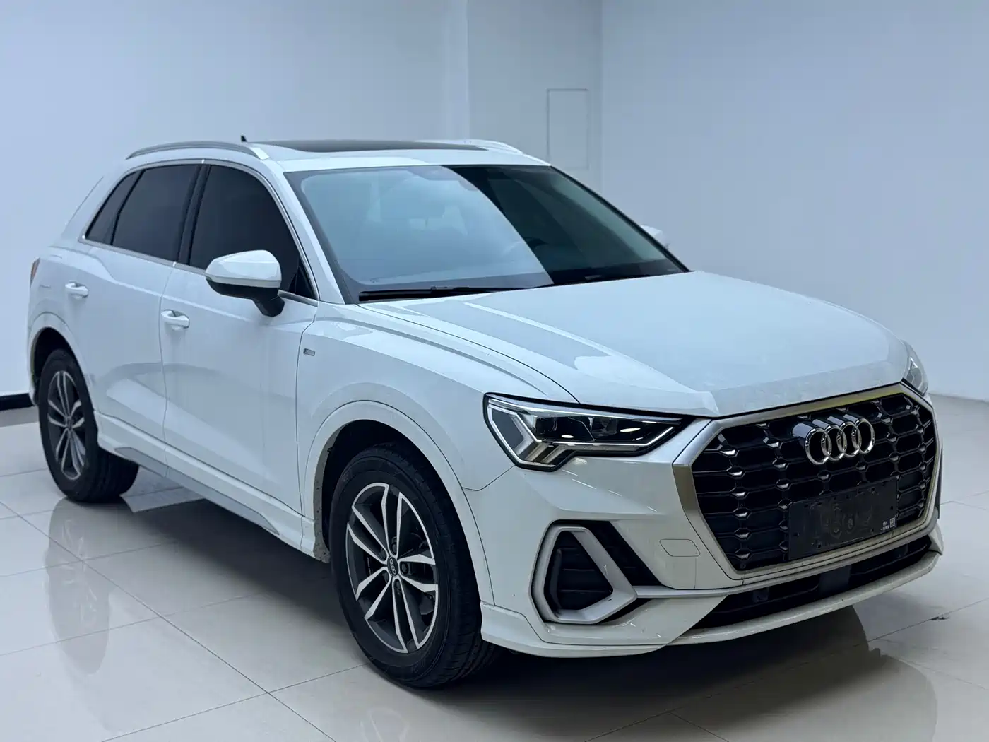 Audi Q3 2022 35 TFSI Progressive Dynamic фото 3