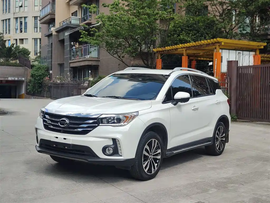 GAC Trumpchi Trumpchi GS4 2017 235T Automatic 2WD Luxury Smart Connected Edition фото 2