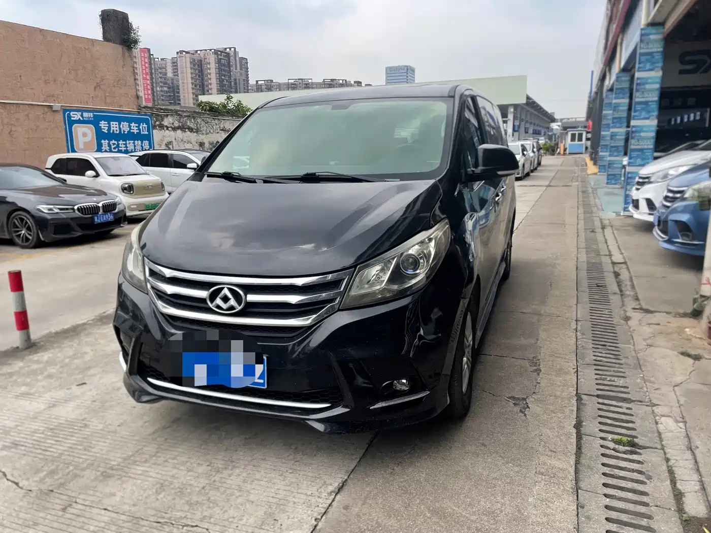 SAIC Maxus Maxus G10 2018 PLUS 1.9T Automatic Elite Edition Diesel
